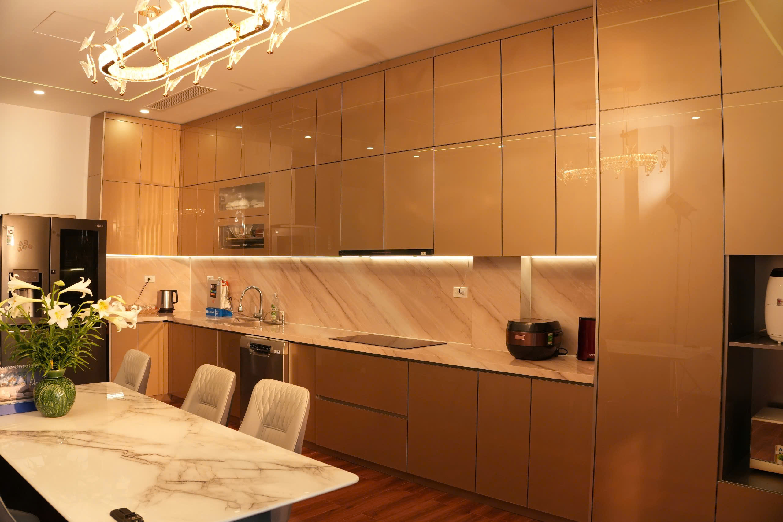 Tủ bếp Lecmax Home - nhà chị Ngà