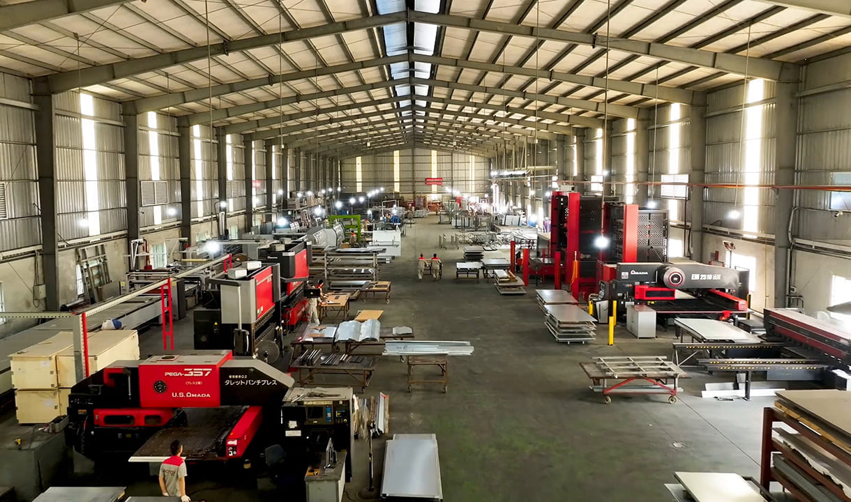 Nhà máy sản xuất tủ bếp inox 304 Lecmax Home